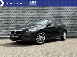 Zwart Gebruikt 2018 Volvo V40 CC Summum Stationwagen | € 20.694 (Goede deal)
