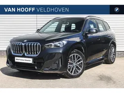 Saphirschwarz (donker zwart metallic) Gebruikt 2024 BMW X1 Comfort Edition SUV | € 54.950 (Duur)