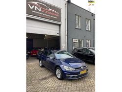 Blauw Gebruikt 2017 VW Golf VII Comfortline Hatchback | € 9.950 (Eerlijke prijs)