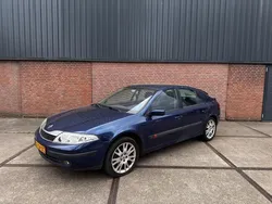 Blauw Gebruikt 2001 Renault Laguna II Expression Hatchback | € 799
