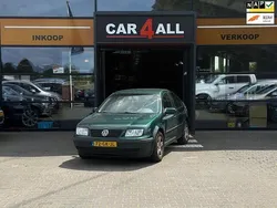 Groen Gebruikt 2001 VW Bora Trendline Sedan | € 949