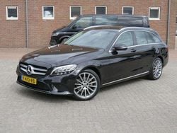 Zwart Gebruikt 2019 Mercedes C200 Avantgarde Stationwagen | € 23.900 (Goede deal)