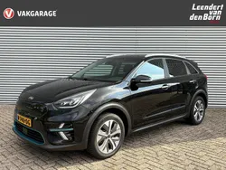 Zwart, metallic lak Gebruikt 2021 Kia e-Niro 3 SUV | € 21.995 (Super prijs)