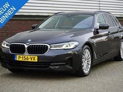 Grijs Gebruikt 2022 BMW 530e Stationwagen | € 36.950 (Super prijs)