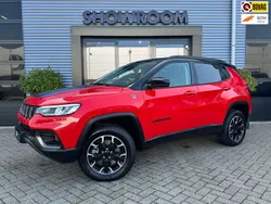 Rood Gebruikt 2023 Jeep Compass Trailhawk SUV | € 28.895