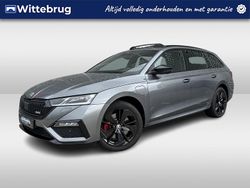 Grijs Gebruikt 2022 Skoda Octavia RS Stationwagen | € 32.450 (Eerlijke prijs)