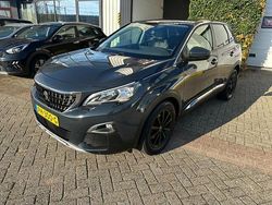 Grijs Gebruikt 2017 Peugeot 3008 Premium SUV | € 11.499 (Goede deal)