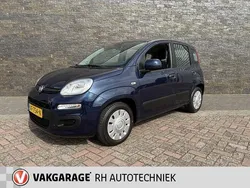 Blauw, metallic lak Gebruikt 2017 Fiat Panda Pop Star Hatchback | € 8.250 (Eerlijke prijs)