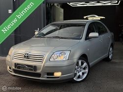 Zilver Gebruikt 2005 Toyota Avensis Hatchback | € 6.499 (Eerlijke prijs)