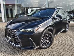 Zwart Gebruikt 2022 Lexus NX450h+ Executive Line SUV | € 49.795 (Super prijs)