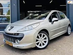 Grijs, metallic lak Gebruikt 2009 Peugeot 207 Hatchback | € 4.950 (Iets duurder)