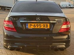 Zwart Gebruikt 2009 Mercedes C63 AMG AMG Sedan | € 26.450 (Eerlijke prijs)
