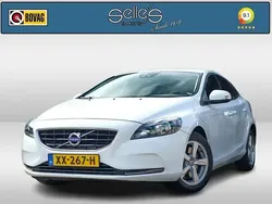 Wit Gebruikt 2015 Volvo V40 Kinetic Stationwagen | € 11.895 (Eerlijke prijs)