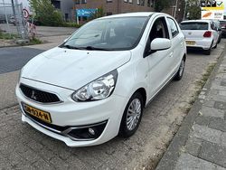 Wit Gebruikt 2018 Mitsubishi Space Star Hatchback | € 6.425 (Eerlijke prijs)