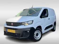 Wit Gebruikt 2023 Peugeot Partner S MPV | € 15.425 (Eerlijke prijs)