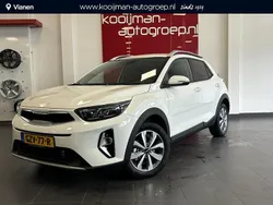 Clear white s Nieuw 2025 Kia Stonic SUV | € 29.450 (Eerlijke prijs)