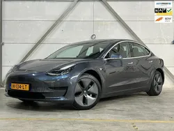 Grijs Gebruikt 2020 Tesla Model 3 Standard Range Sedan | € 17.995 (Super prijs)