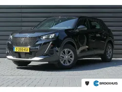 Zwart Gebruikt 2023 Peugeot e-2008 Active SUV | € 20.650