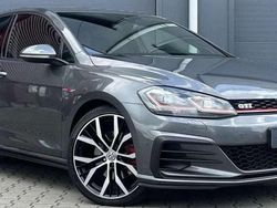 Grijs Gebruikt 2017 VW Golf VII GTI Stationwagen | € 27.750