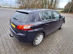 Blauw Gebruikt 2014 Peugeot 308 Premium Hatchback | € 7.099 (Eerlijke prijs)