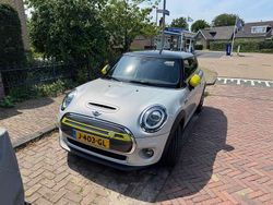 Zilver Gebruikt 2020 Mini Cooper SE Essential Hatchback | € 14.990