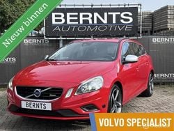 Rood Gebruikt 2013 Volvo V60 R-Design Stationwagen | € 13.550 (Duur)