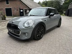 Grijs Gebruikt 2016 Mini ONE Hatchback | € 11.650 (Iets duurder)