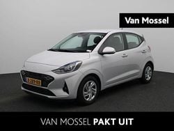 Grijs Gebruikt 2024 Hyundai i10 Premium Hatchback | € 16.240 (Eerlijke prijs)