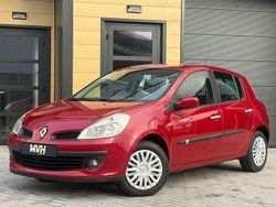 Rood Gebruikt 2008 Renault Clio II Dynamique Hatchback | € 1.750 (Goede deal)