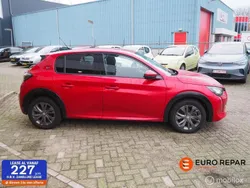 Rood Gebruikt 2021 Peugeot e-208 Allure Hatchback | € 13.999