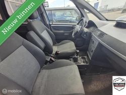 Blauw Gebruikt 2003 Opel Meriva Cosmo MPV | € 1.750 (Eerlijke prijs)