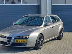 Brons Gebruikt 2008 Alfa Romeo 159 Progression Stationwagen | € 1.950 (Eerlijke prijs)