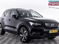Zwart Gebruikt 2021 Volvo XC40 Pro SUV | € 38.900 (Eerlijke prijs)
