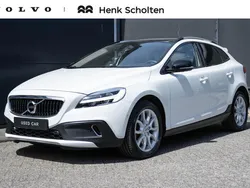 Wit Gebruikt 2020 Volvo V40 CC Stationwagen | € 25.950 (Iets duurder)