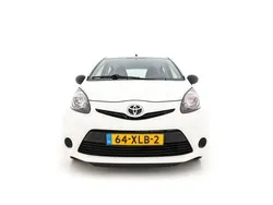 Polar white Gebruikt 2012 Toyota Aygo Comfort Hatchback | € 3.245 (Goede deal)