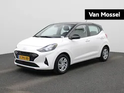 Wit Gebruikt 2024 Hyundai i10 Comfort Hatchback | € 17.440 (Eerlijke prijs)