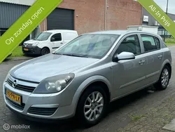 Grijs Gebruikt 2004 Opel Astra Cosmo Hatchback | € 900 (Super prijs)
