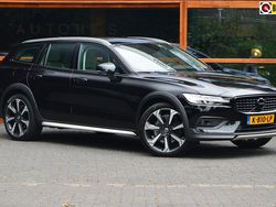 Zwart Gebruikt 2021 Volvo V60 CC Stationwagen | € 37.950