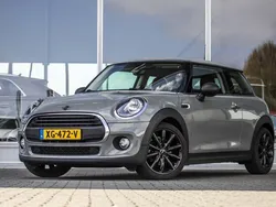 Grijs Gebruikt 2019 Mini ONE Hatchback | € 12.200 (Eerlijke prijs)