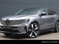 Grijs Gebruikt 2024 Renault Mégane Techno Hatchback | € 36.140 (Duur)
