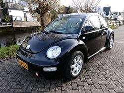 Zwart Gebruikt 2000 VW Beetle Highline Hatchback | € 995 (Eerlijke prijs)