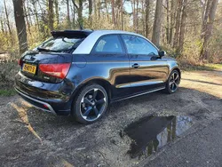 Zwart Gebruikt 2011 Audi A1 Hatchback | € 6.750 (Eerlijke prijs)