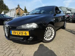 Zwart Gebruikt 2010 Alfa Romeo 147 Impression Hatchback | € 1.950