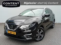 Zwart Gebruikt 2018 Nissan Qashqai N-Connecta SUV | € 17.940 (Eerlijke prijs)