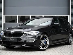 Zwart Gebruikt 2017 BMW 530 M Sport Stationwagen | € 29.950 (Eerlijke prijs)