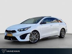 Wit Gebruikt 2024 Kia ProCeed Hatchback | € 35.940 (Eerlijke prijs)