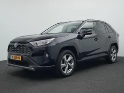 Zwart Gebruikt 2020 Toyota RAV4 Hybrid Style SUV | € 29.445 (Eerlijke prijs)