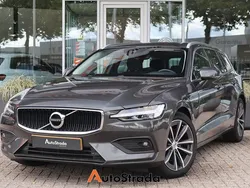 Grijs Gebruikt 2020 Volvo V60 Business Edition Stationwagen | € 22.900 (Goede deal)
