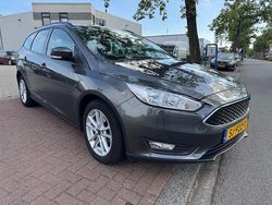 Grijs Gebruikt 2018 Ford Focus Stationwagen | € 6.950