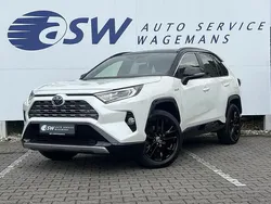 Wit, metallic lak Gebruikt 2021 Toyota RAV4 Executive SUV | € 38.950 (Eerlijke prijs)